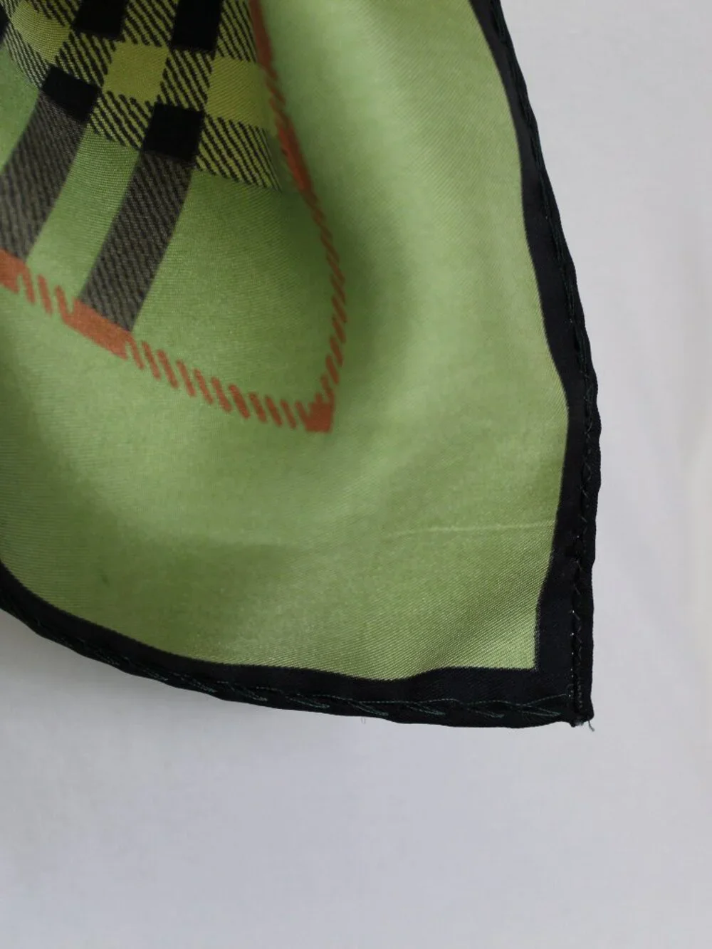 Green‎ Tartan Plaid Silk Scarf Square 34” Classic Preppy Equestrian